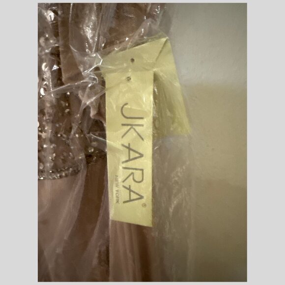 NWT - JKara Illusion Neckline Flutter Sleeve Beaded Long Dress Formal - Blush P6 - Picture 3 of 8